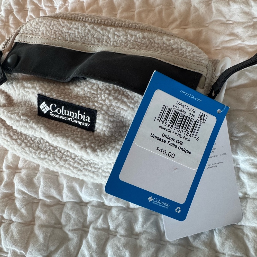 Columbia Cream and Black Hip Pack